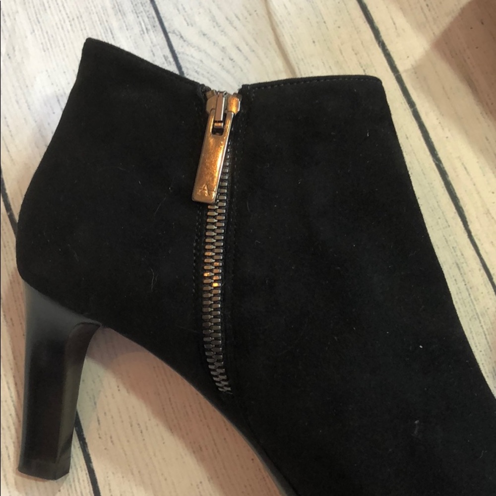 Aquatalia Dona Suede Heeled Kitten Ankle Booties - Picture 3 of 13